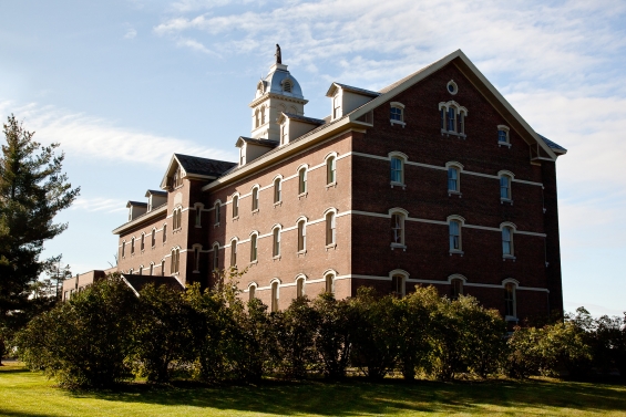 profile picture for Burlington College Admissions